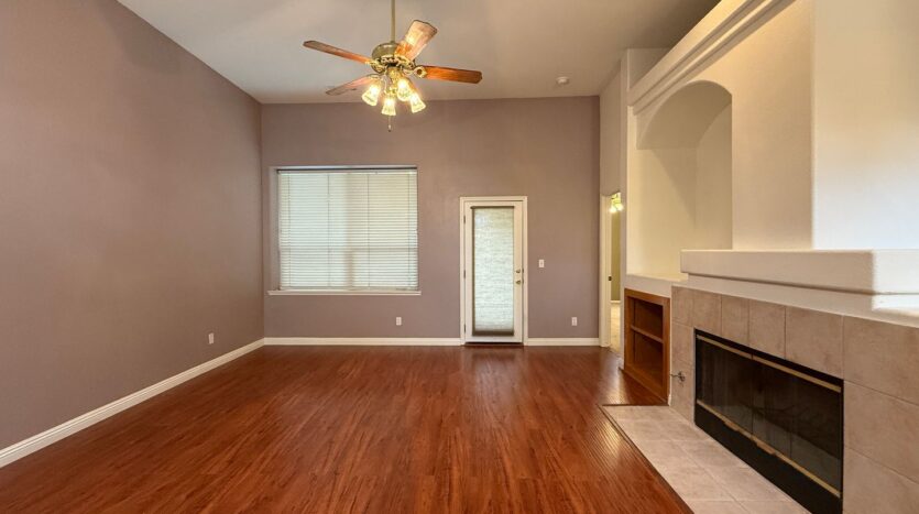 1411 E Parkview Court - Visalia - California - 3 bed, 2 bath rental property