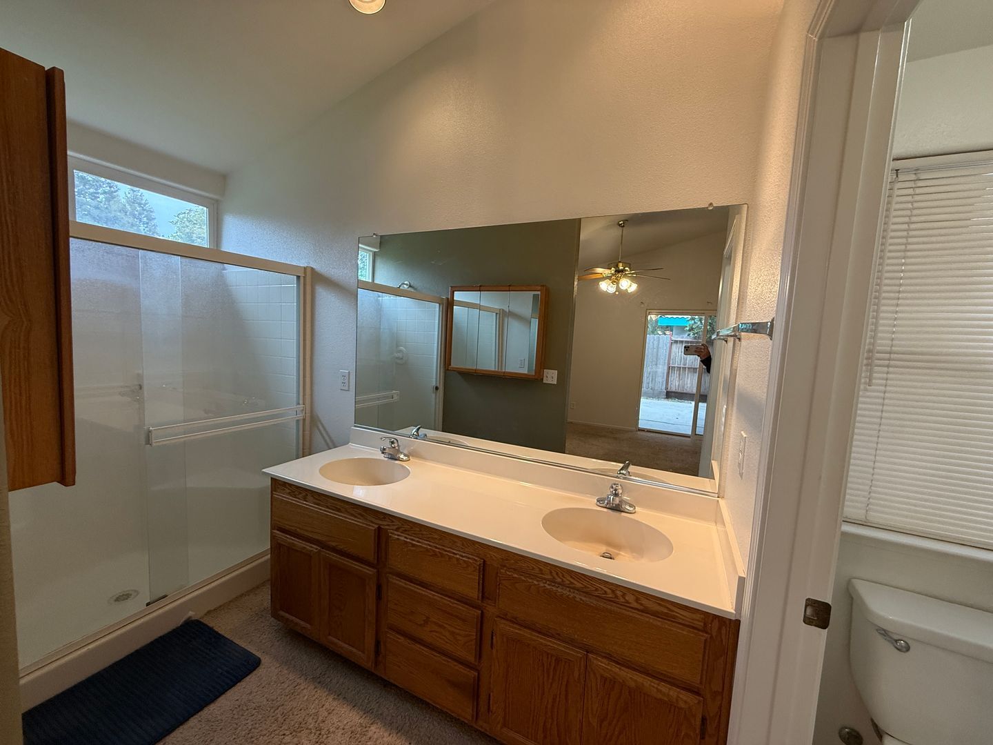 1411 E Parkview Court - Visalia - California - 3 bed, 2 bath rental property