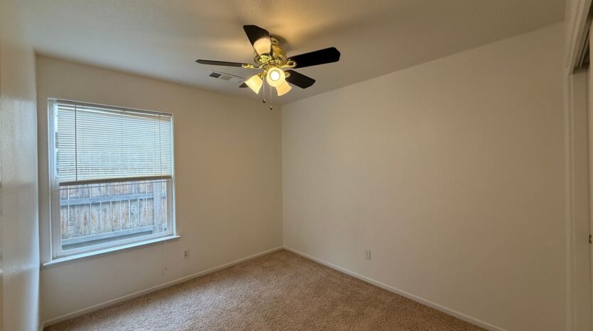 1411 E Parkview Court - Visalia - California - 3 bed, 2 bath rental property