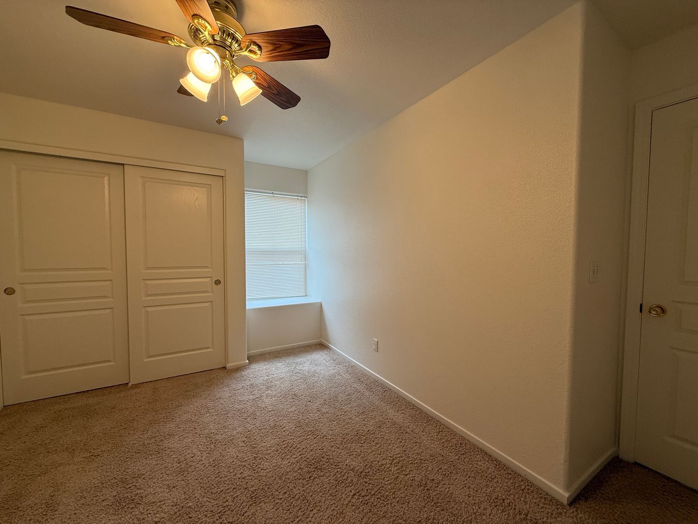 1411 E Parkview Court - Visalia - California - 3 bed, 2 bath rental property