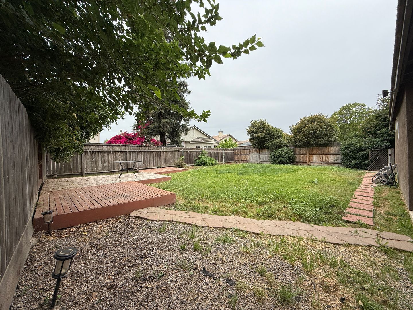1411 E Parkview Court - Visalia - California - 3 bed, 2 bath rental property