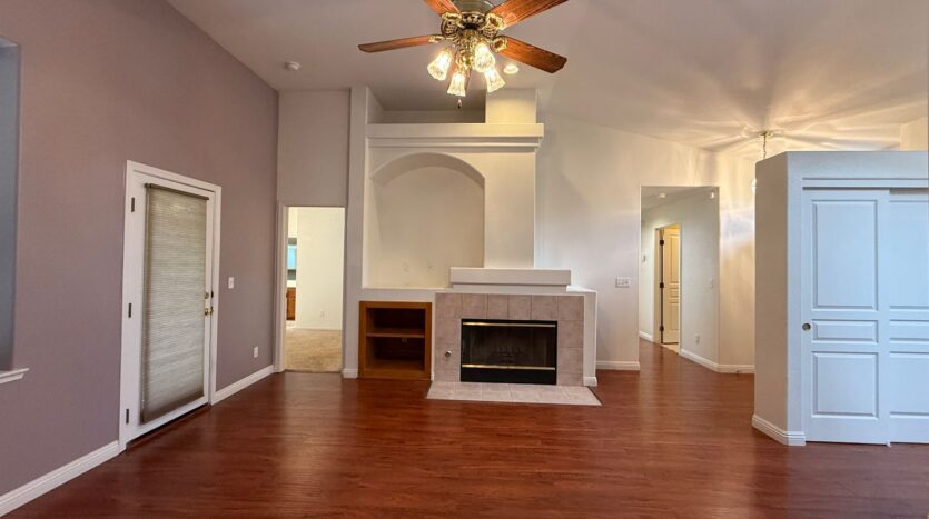 1411 E Parkview Court - Visalia - California - 3 bed, 2 bath rental property