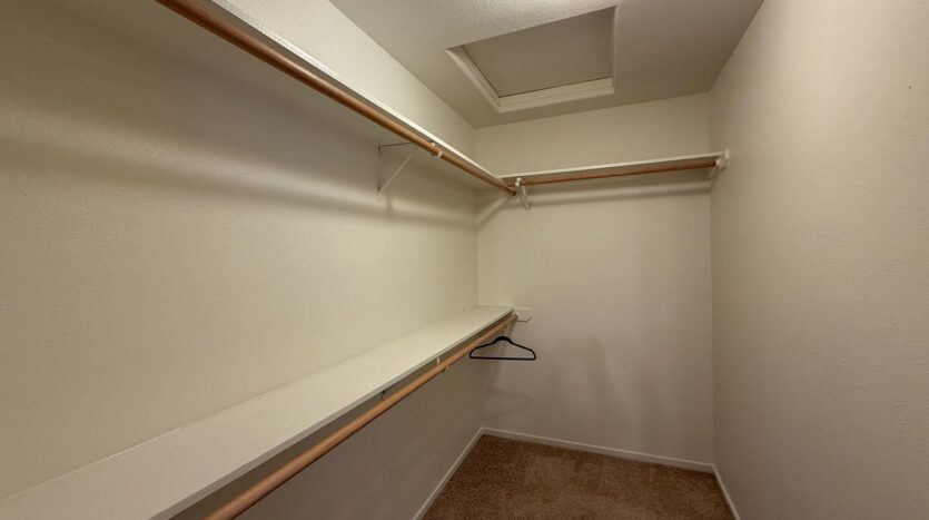 1411 E Parkview Court - Visalia - California - 3 bed, 2 bath rental property