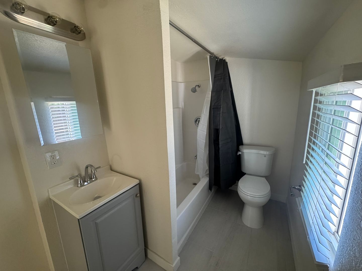 1448 Coronado Ave. - Long Beach - California - 2 bed, 1 bath rental property