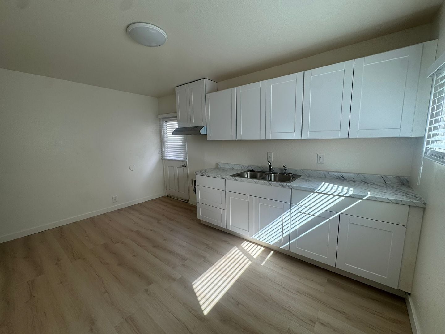 1448 Coronado Ave. - Long Beach - California - 2 bed, 1 bath rental property