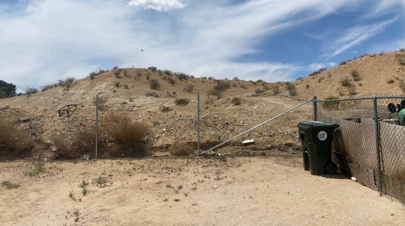 15466 3rd St. - 15468 - Victorville - California - 1 bed, 1 bath rental property