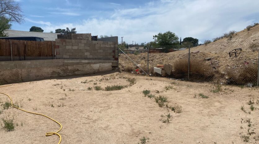 15466 3rd St. - 15468 - Victorville - California - 1 bed, 1 bath rental property