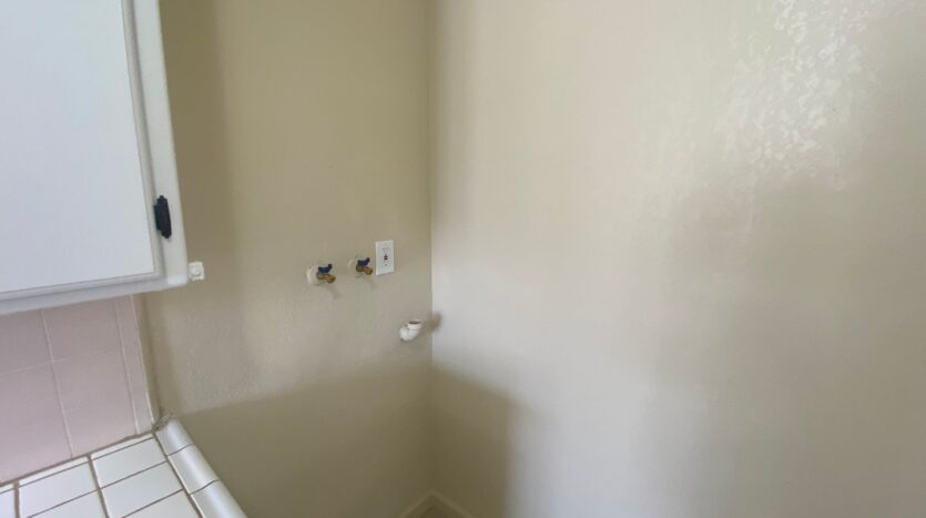 15466 3rd St. - 15468 - Victorville - California - 1 bed, 1 bath rental property