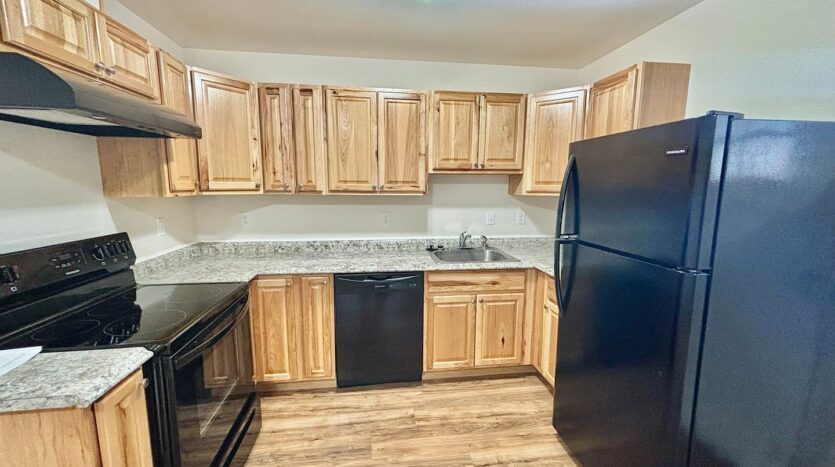 161 E Tall Fir Court #A - Sisters - Oregon - 1 bed, 1 bath rental property