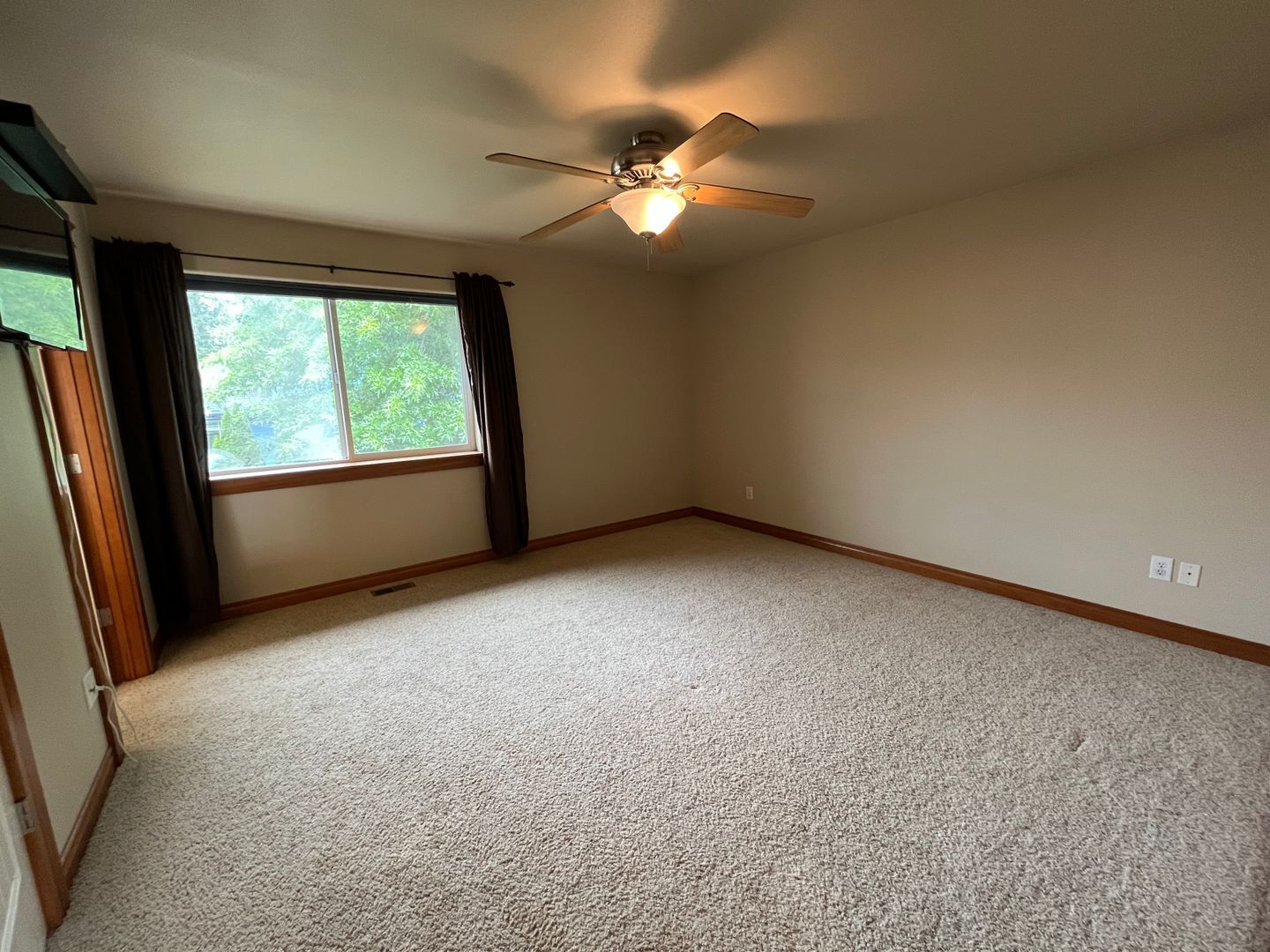1661 Fruitland Drive  - Bellingham - Washington - 3 bed, 3 bath rental property