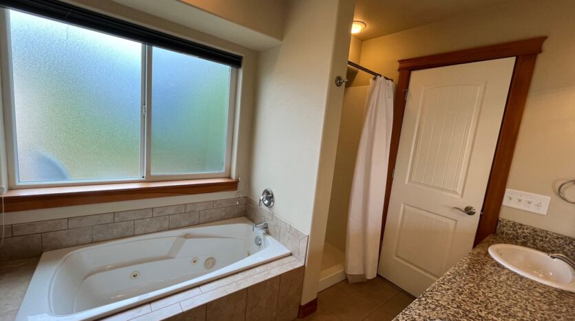 1661 Fruitland Drive  - Bellingham - Washington - 3 bed, 3 bath rental property