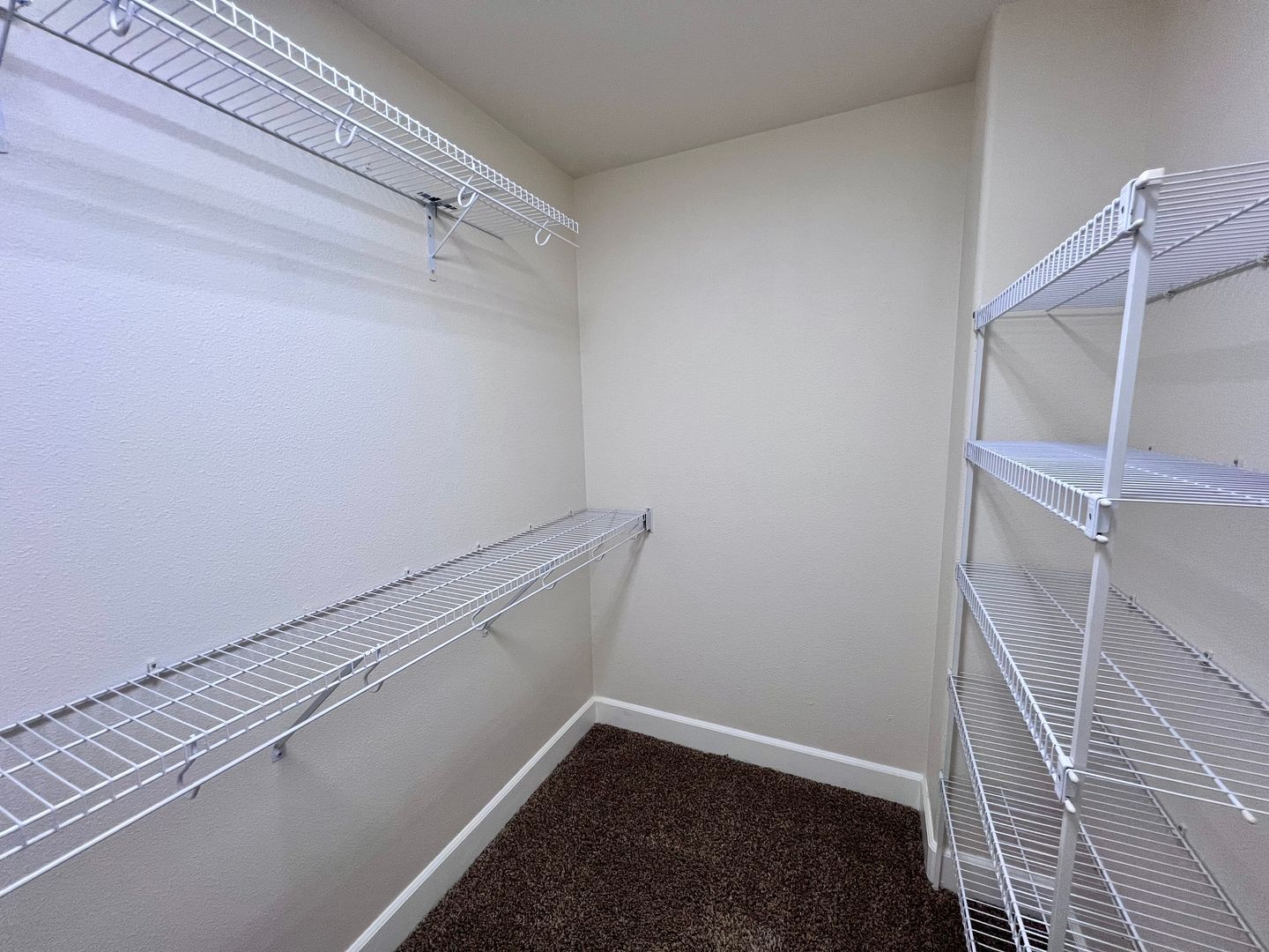 16783 NE Halsey St. - Portland - Oregon - 3 bed, 2.5 bath rental property