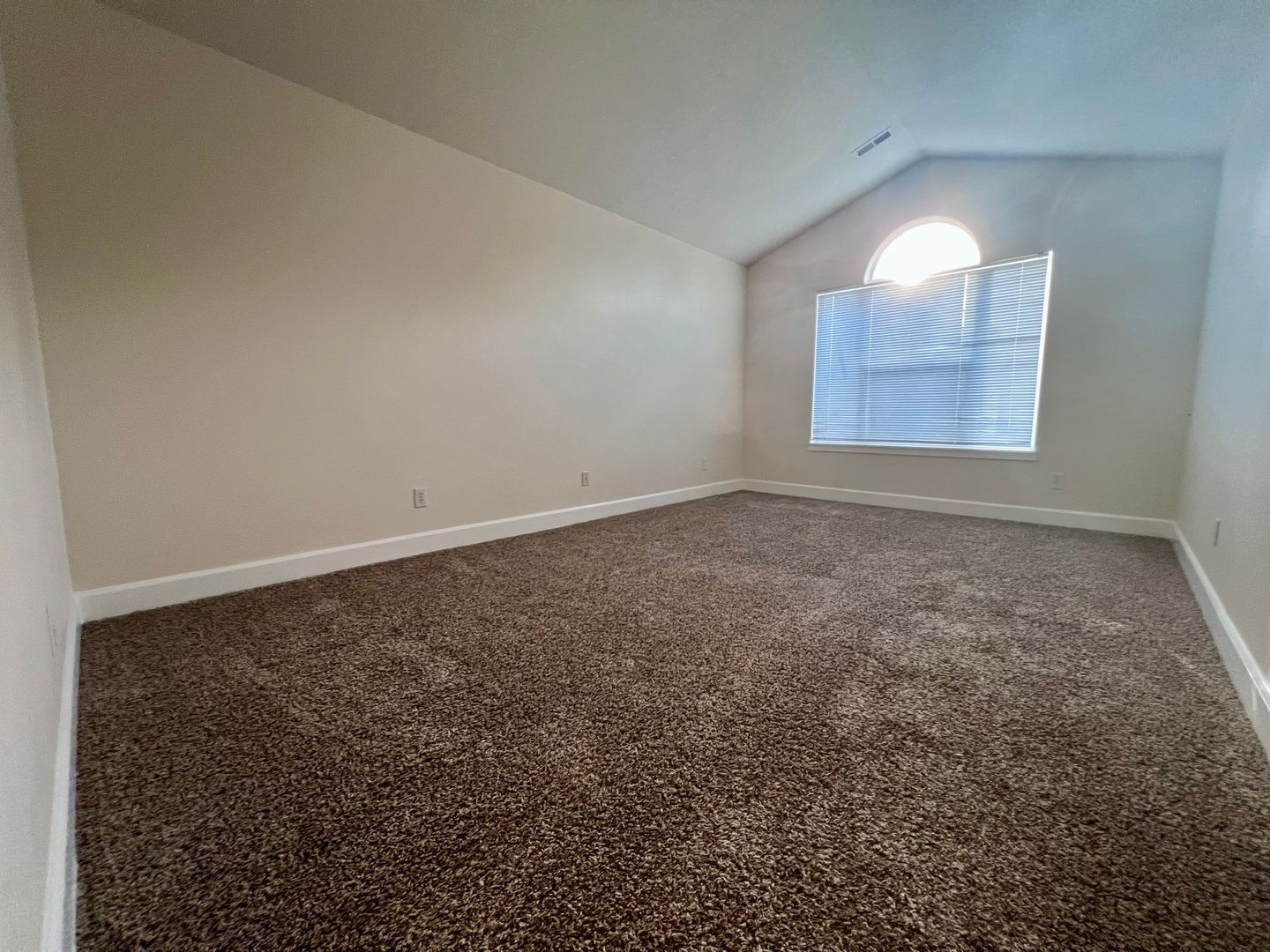16783 NE Halsey St. - Portland - Oregon - 3 bed, 2.5 bath rental property