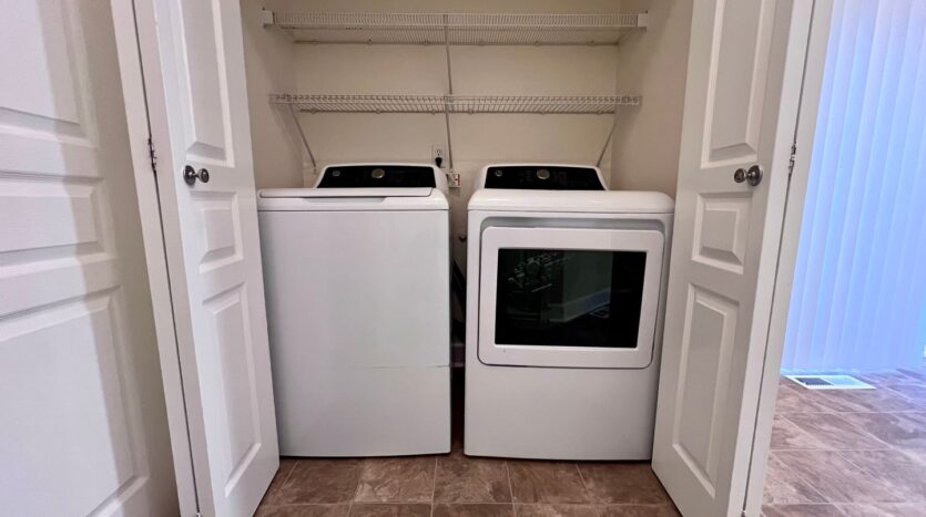 16783 NE Halsey St. - Portland - Oregon - 3 bed, 2.5 bath rental property