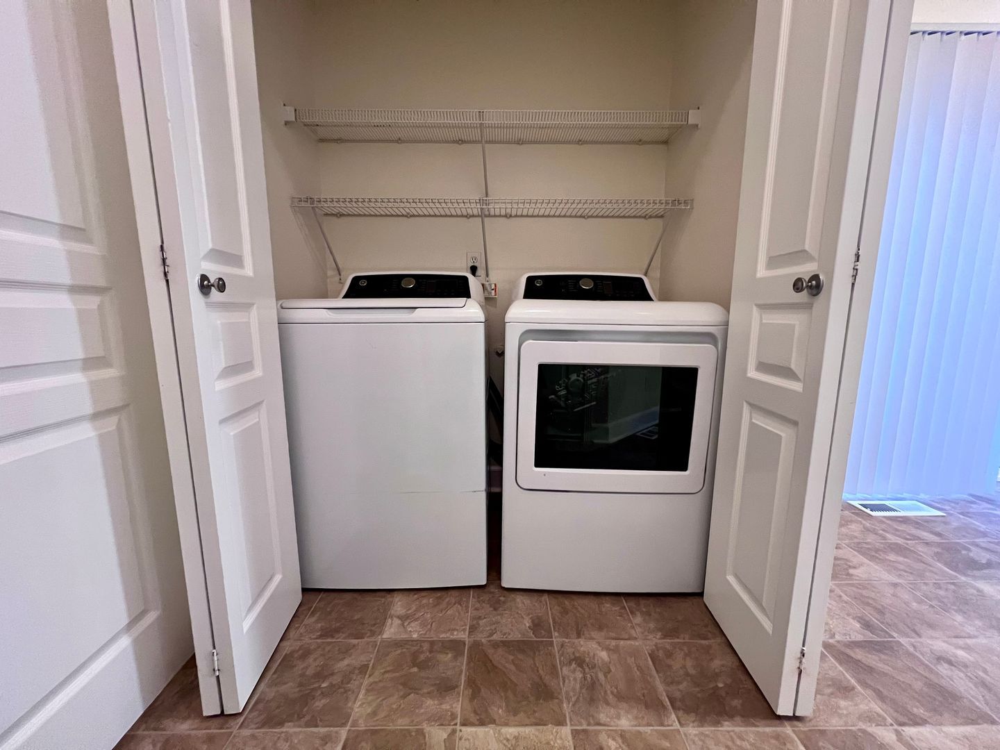 16783 NE Halsey St. - Portland - Oregon - 3 bed, 2.5 bath rental property