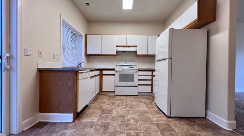 16783 NE Halsey St. - Portland - Oregon - 3 bed, 2.5 bath rental property