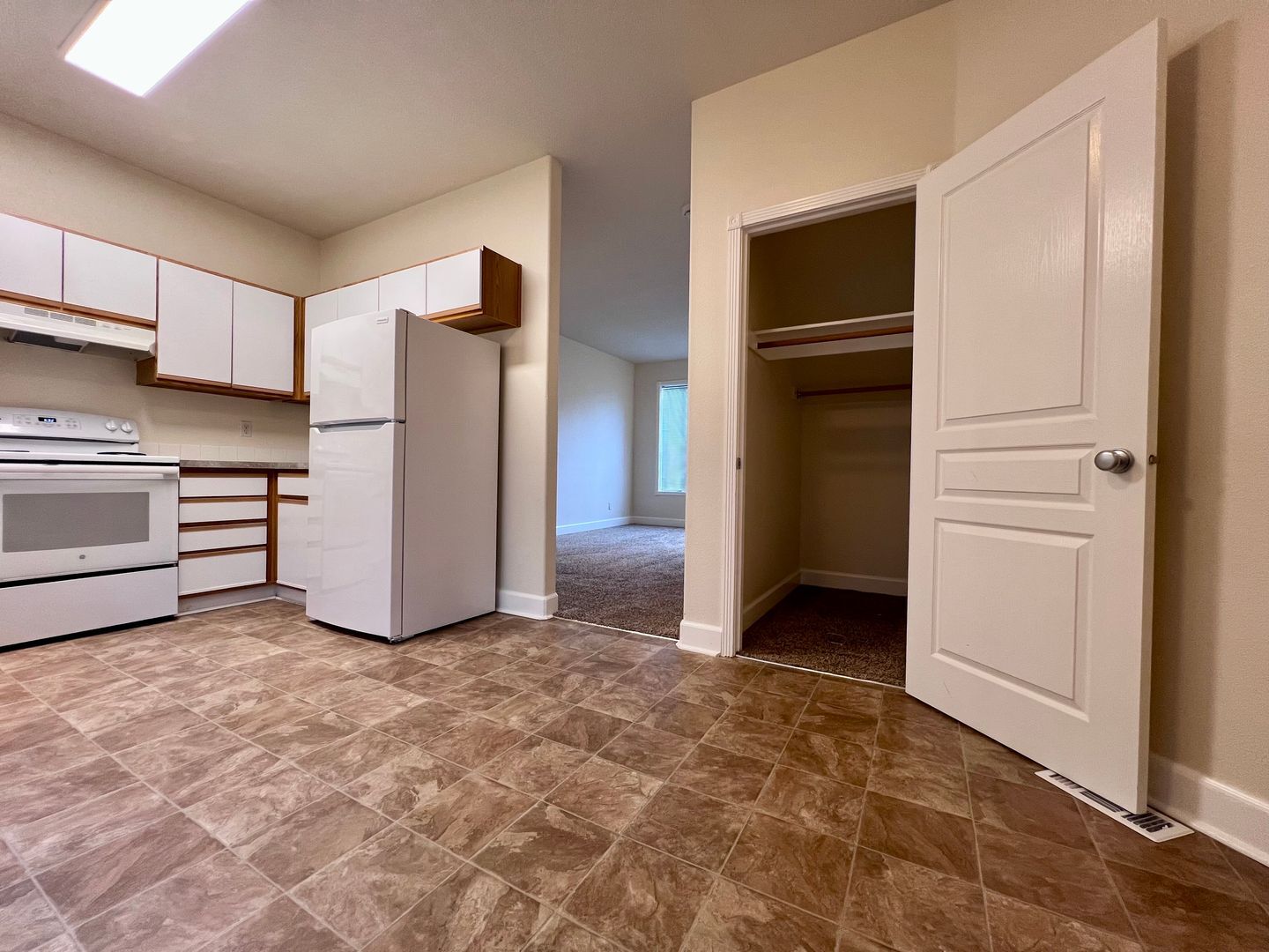 16783 NE Halsey St. - Portland - Oregon - 3 bed, 2.5 bath rental property