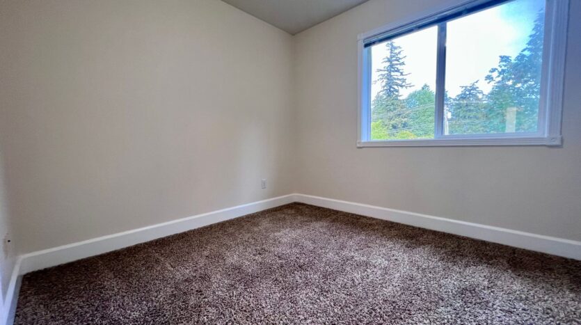 16783 NE Halsey St. - Portland - Oregon - 3 bed, 2.5 bath rental property