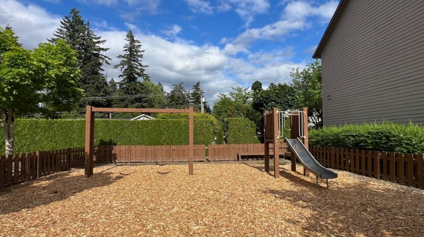 16783 NE Halsey St. - Portland - Oregon - 3 bed, 2.5 bath rental property