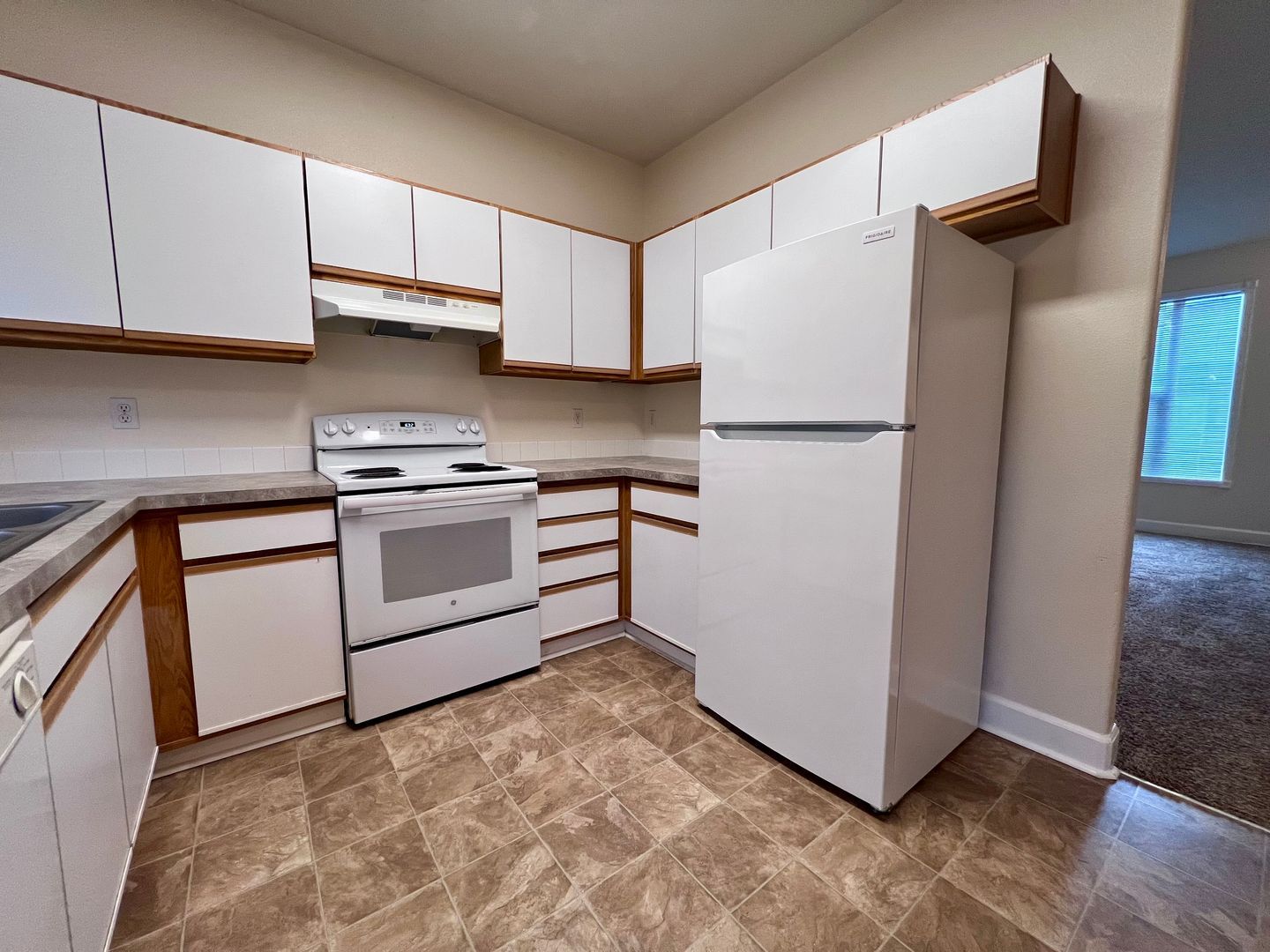 16783 NE Halsey St. - Portland - Oregon - 3 bed, 2.5 bath rental property