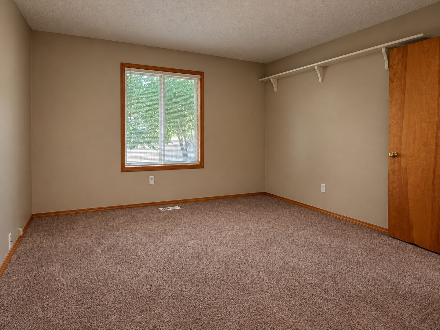 17027 SW Lynnly Way - Sherwood - Oregon - 3 bed, 2 bath rental property