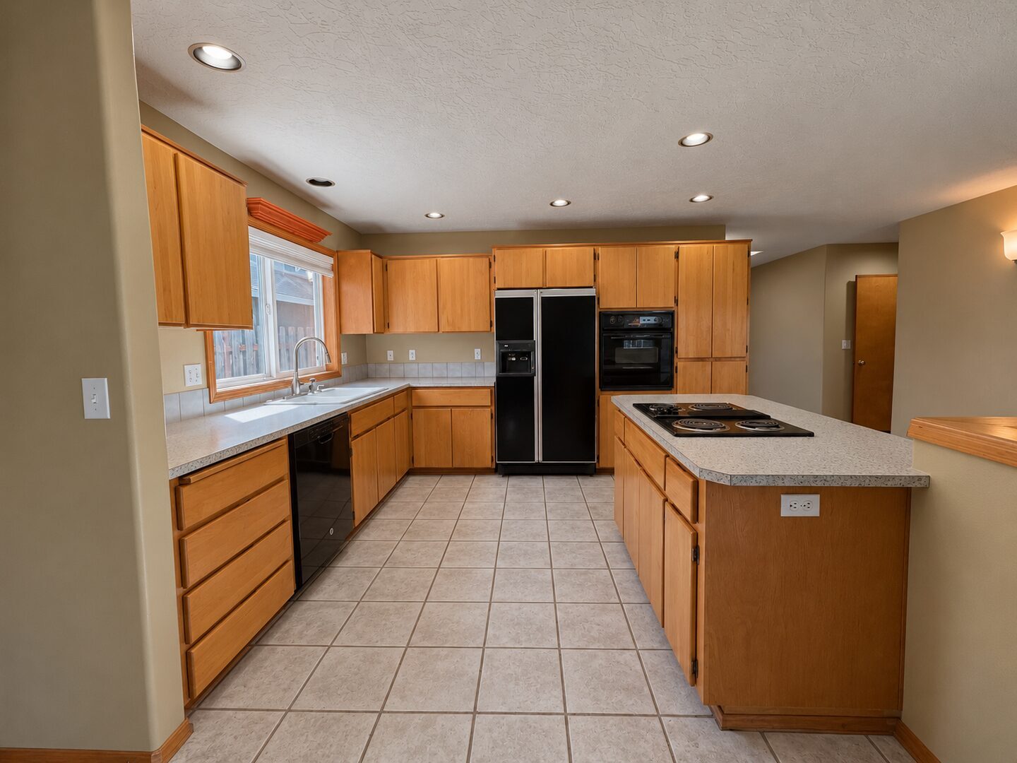 17027 SW Lynnly Way - Sherwood - Oregon - 3 bed, 2 bath rental property