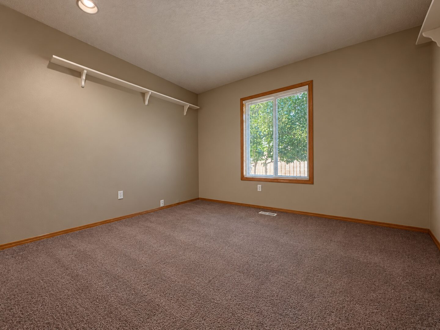 17027 SW Lynnly Way - Sherwood - Oregon - 3 bed, 2 bath rental property