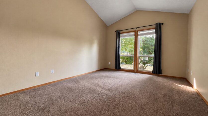 17027 SW Lynnly Way - Sherwood - Oregon - 3 bed, 2 bath rental property