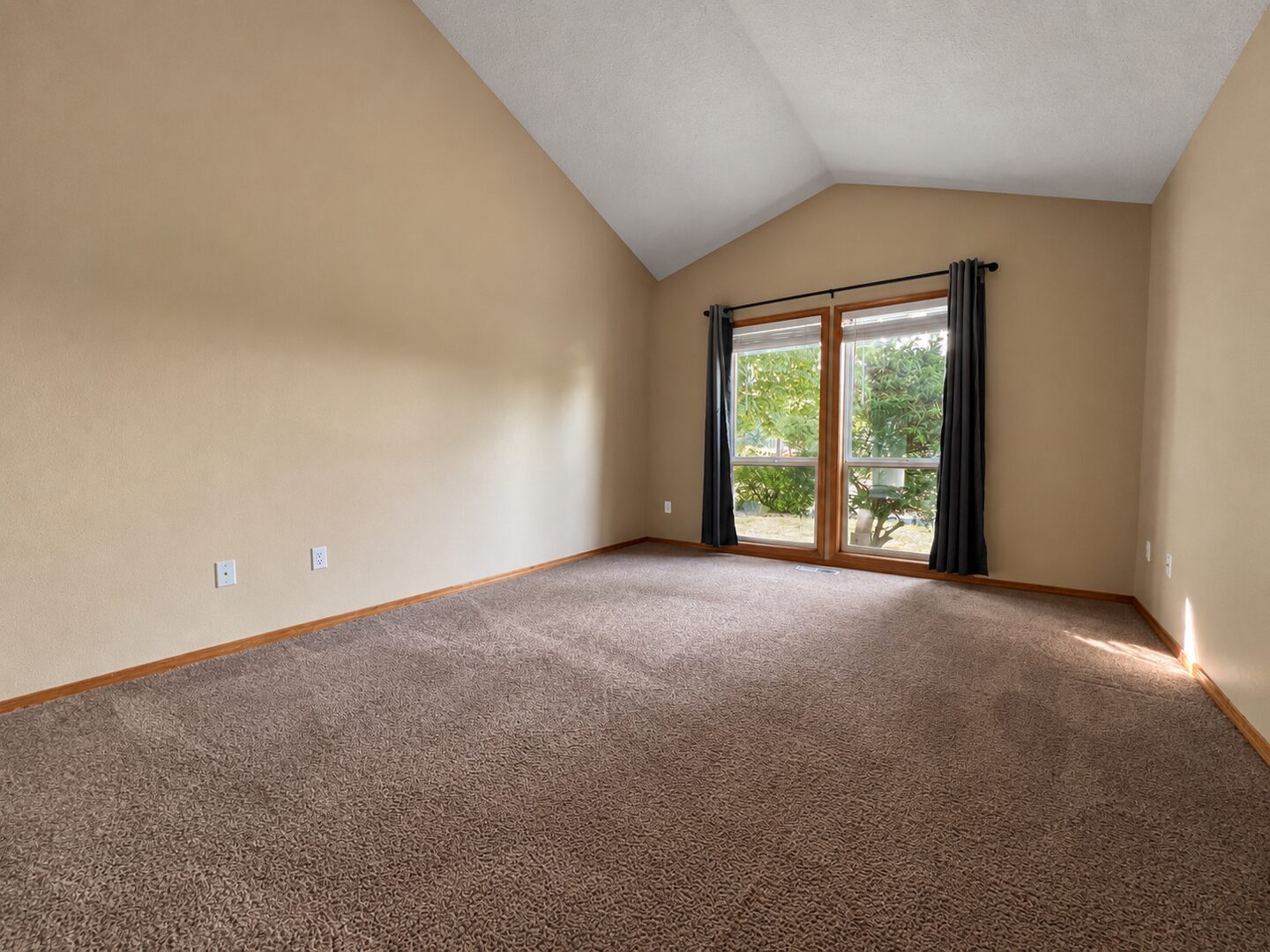 17027 SW Lynnly Way - Sherwood - Oregon - 3 bed, 2 bath rental property