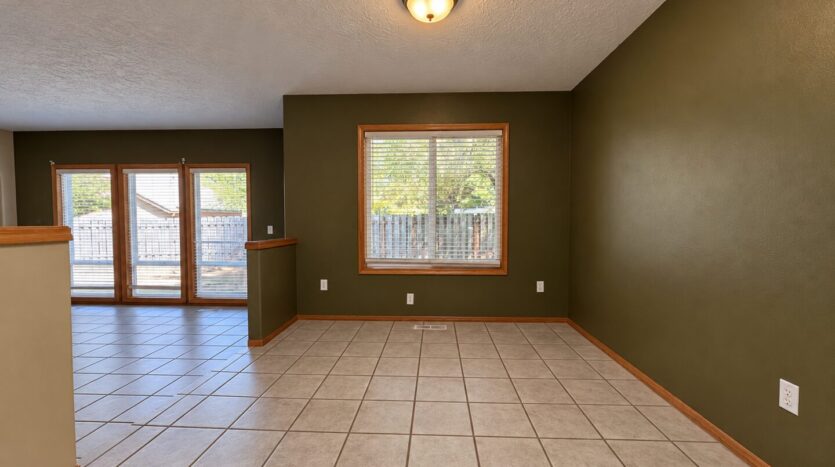 17027 SW Lynnly Way - Sherwood - Oregon - 3 bed, 2 bath rental property