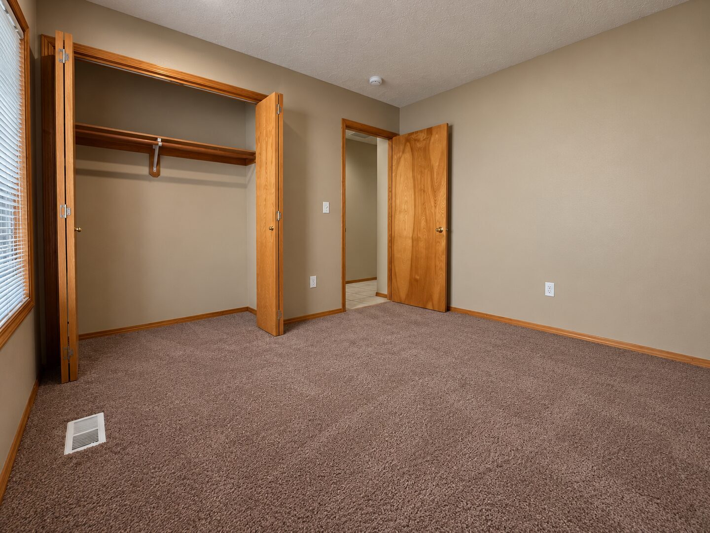 17027 SW Lynnly Way - Sherwood - Oregon - 3 bed, 2 bath rental property