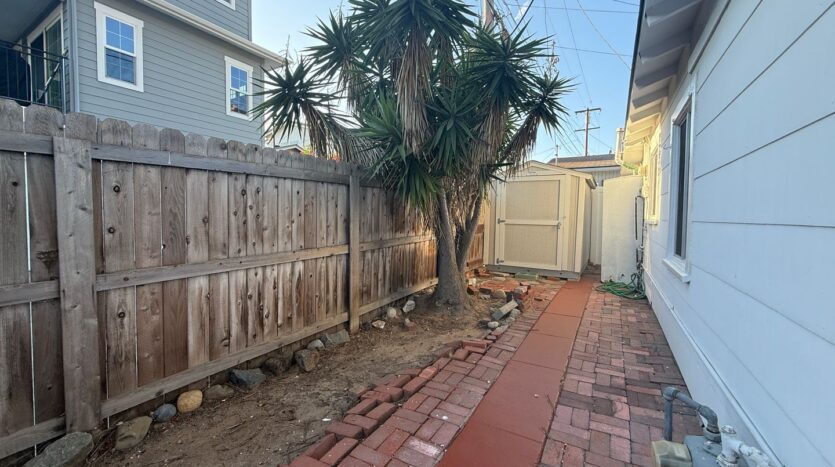 1770 Fortuna Ave. - San Diego - California - 2 bed, 1.5 bath rental property