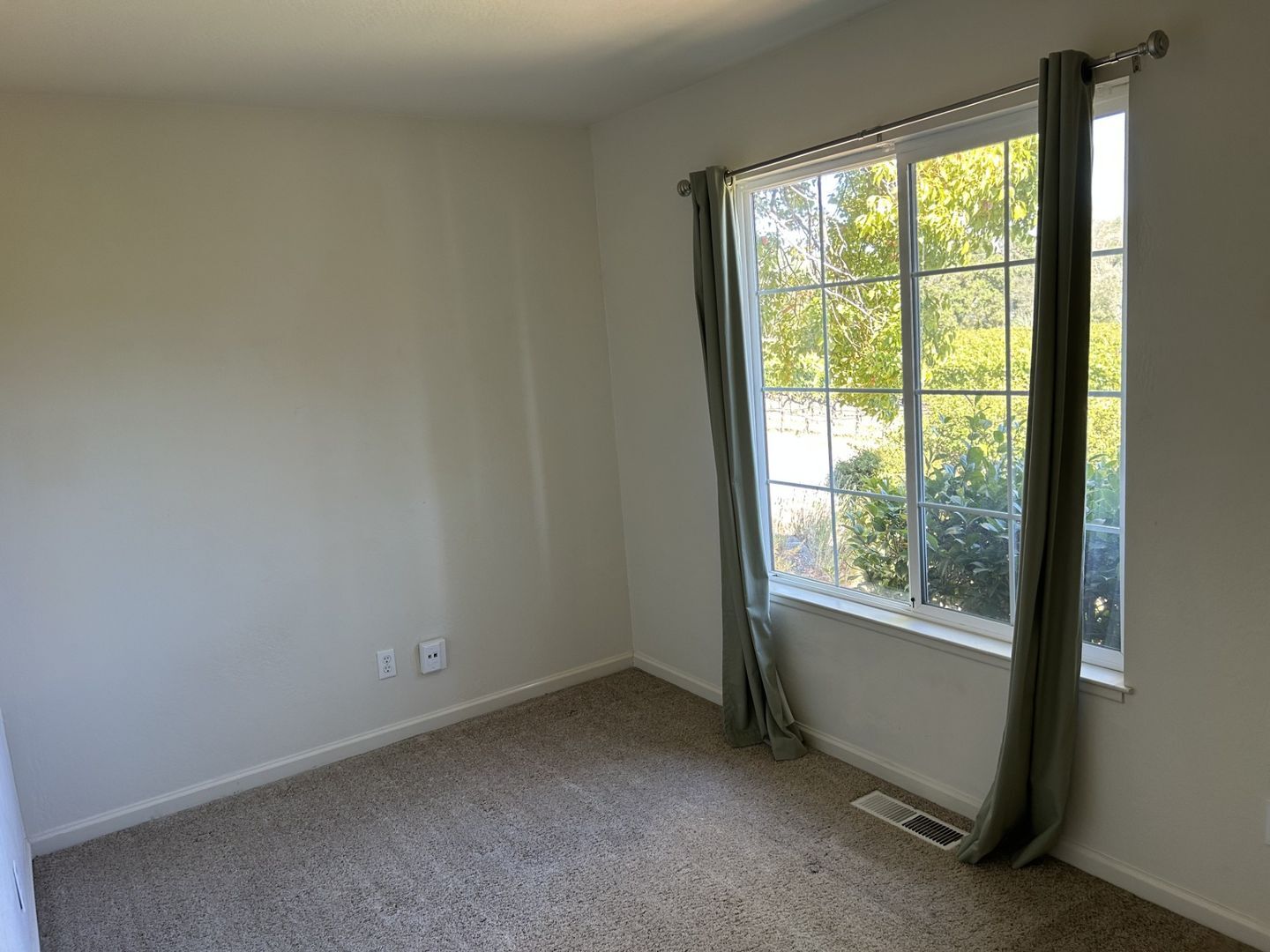 1806 Darby Road  - Sebastopol - California - 2 bed, 1 bath rental property