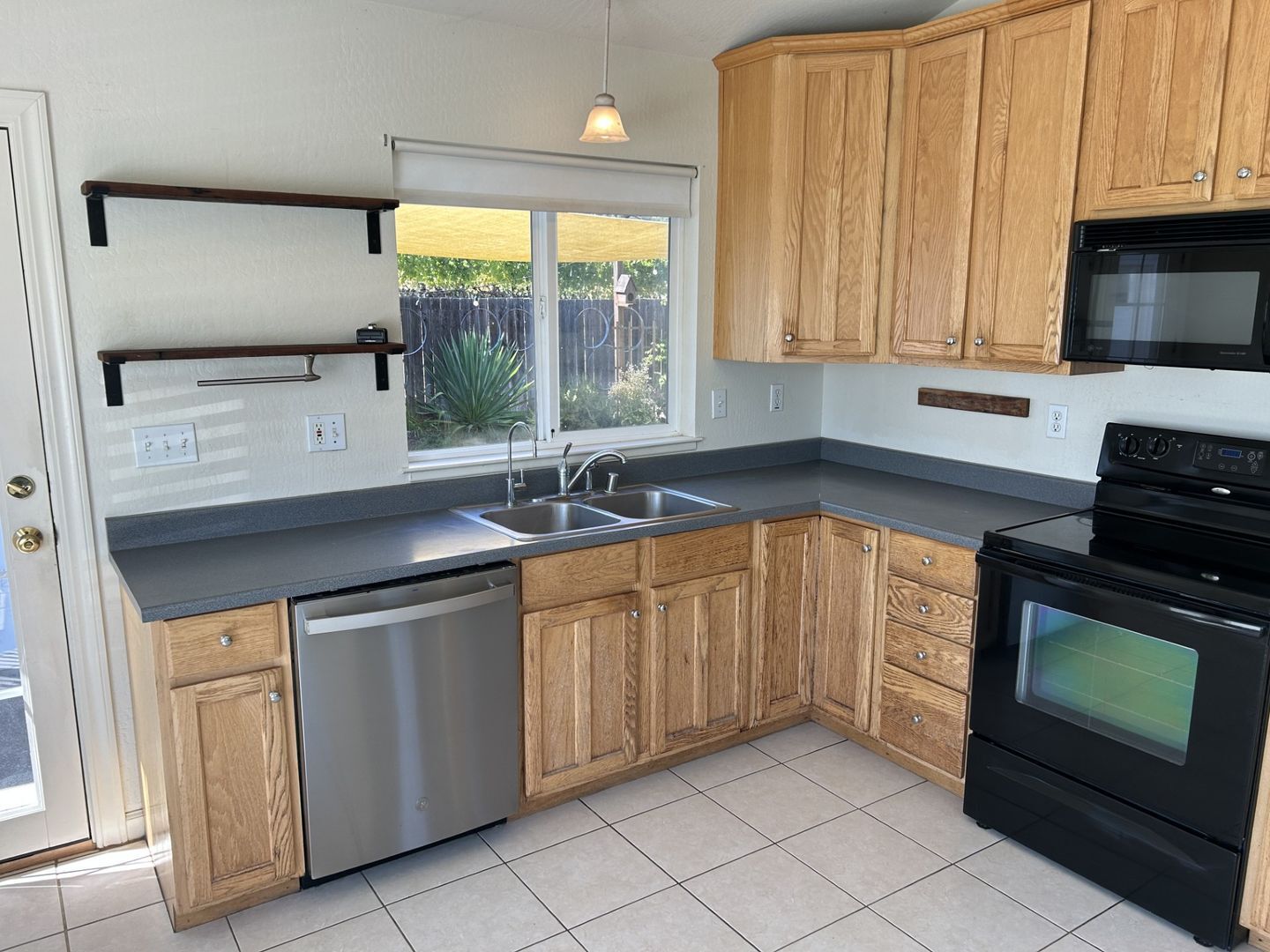 1806 Darby Road  - Sebastopol - California - 2 bed, 1 bath rental property