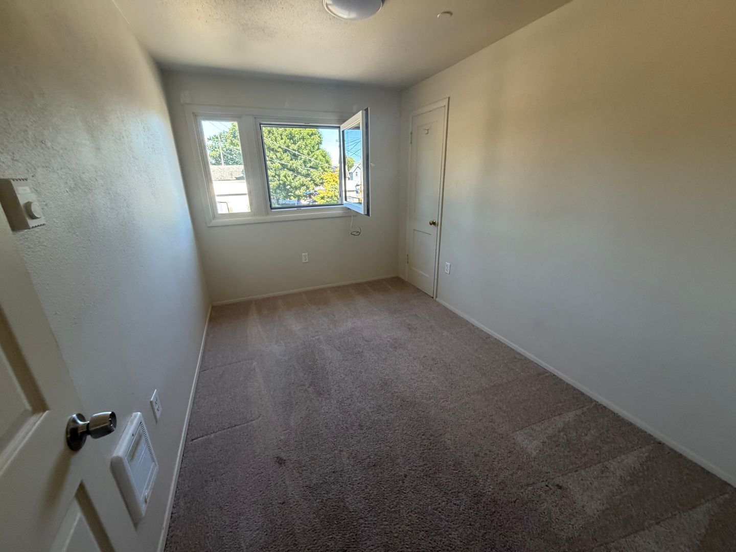 1911 26th St - Everett - Washington - 2 bed, 1 bath rental property