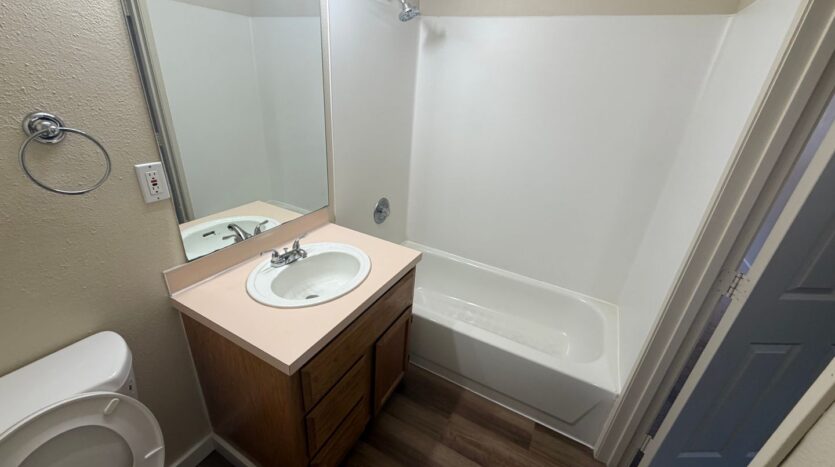 1911 26th St - Everett - Washington - 2 bed, 1 bath rental property
