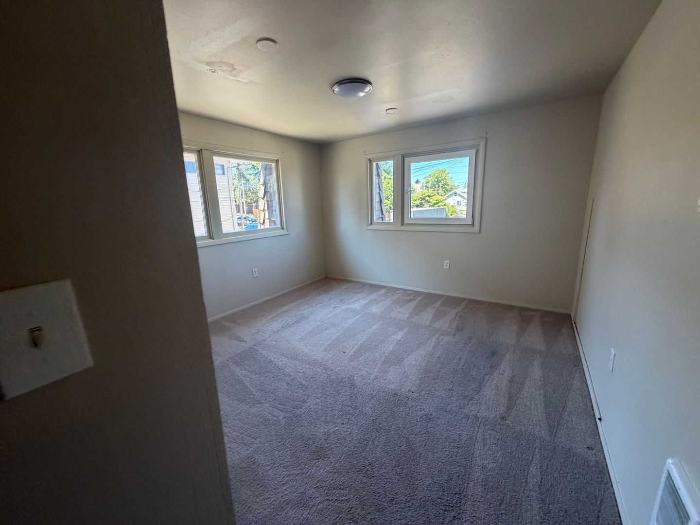 1911 26th St - Everett - Washington - 2 bed, 1 bath rental property