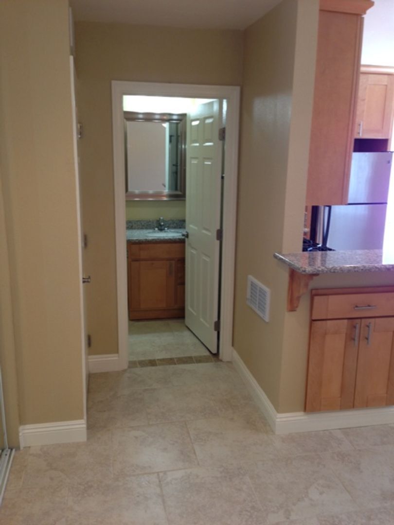 2166 Montgomery Ave #E - Encinitas - California - 1 bath rental property
