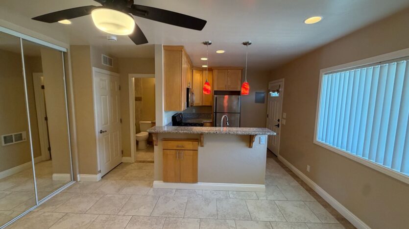 2166 Montgomery Ave #E - Encinitas - California - 1 bath rental property