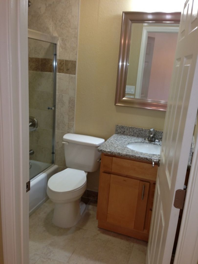 2166 Montgomery Ave #E - Encinitas - California - 1 bath rental property