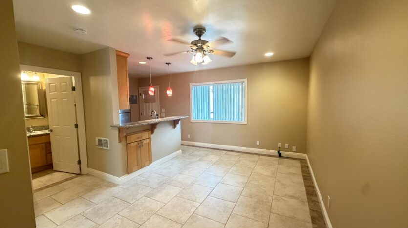 2166 Montgomery Ave #E - Encinitas - California - 1 bath rental property