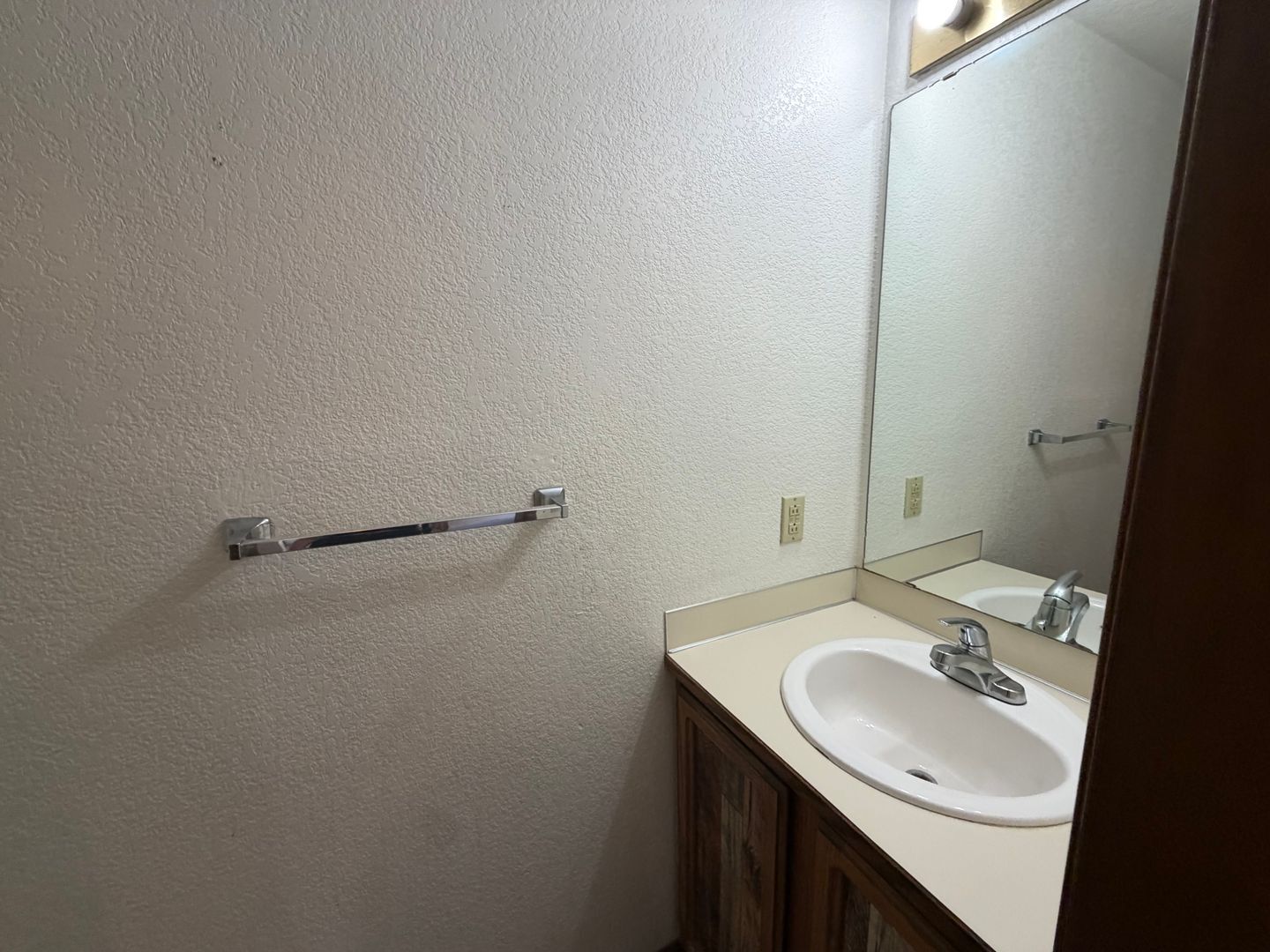 21713 80th Ave W - Edmonds - Washington - 2 bed, 1.5 bath rental property