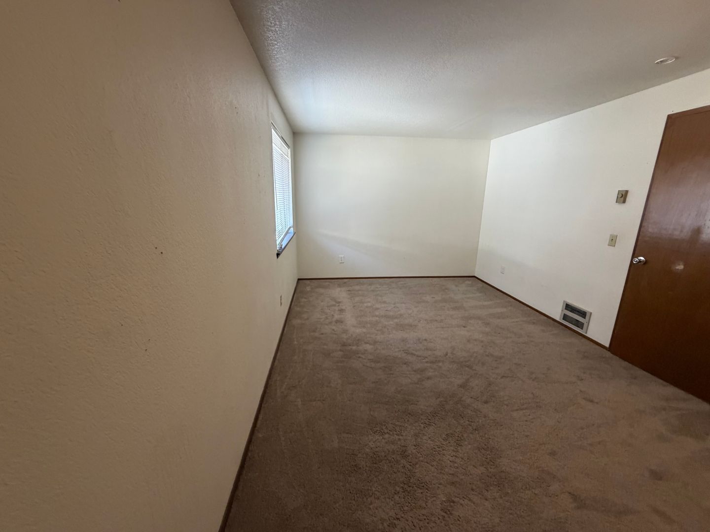 21713 80th Ave W - Edmonds - Washington - 2 bed, 1.5 bath rental property