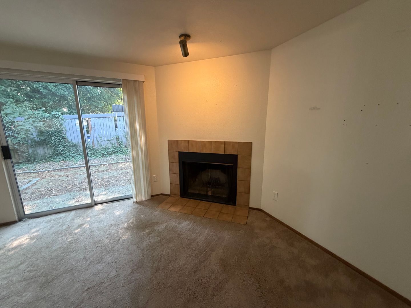 21713 80th Ave W - Edmonds - Washington - 2 bed, 1.5 bath rental property