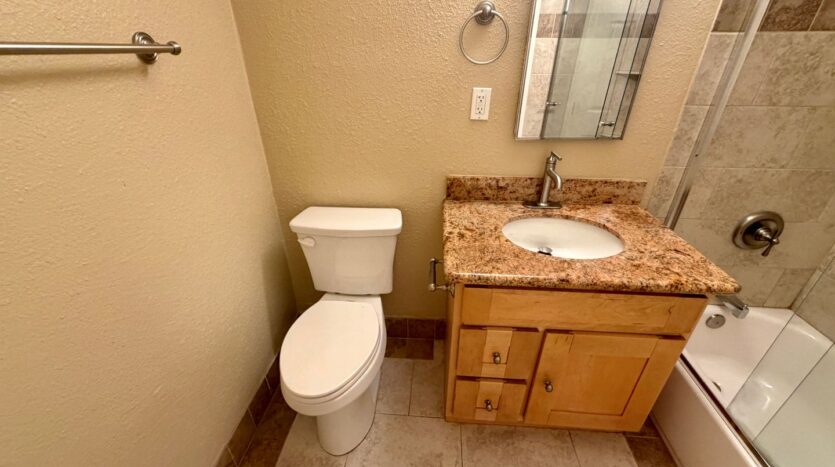 2174 Montgomery Ave #A - Encinitas - California - 2 bed, 1 bath rental property