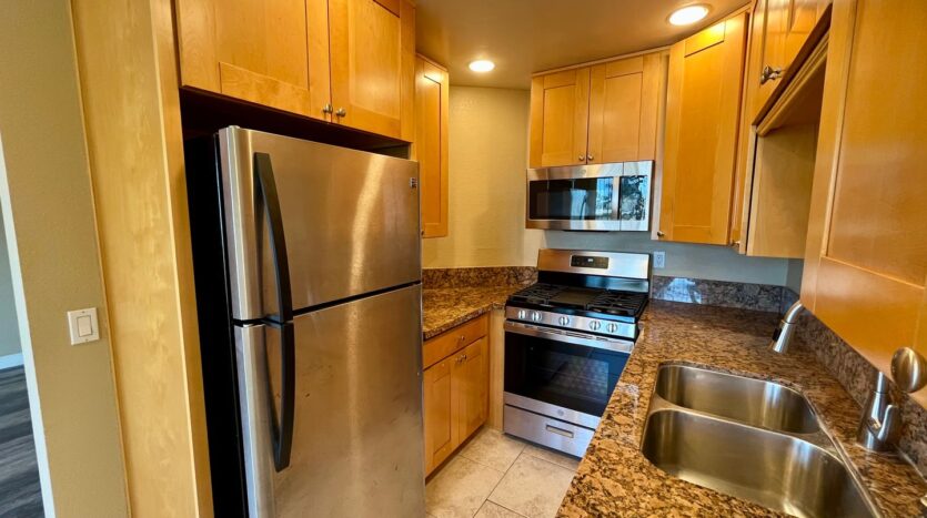 2174 Montgomery Ave #A - Encinitas - California - 2 bed, 1 bath rental property