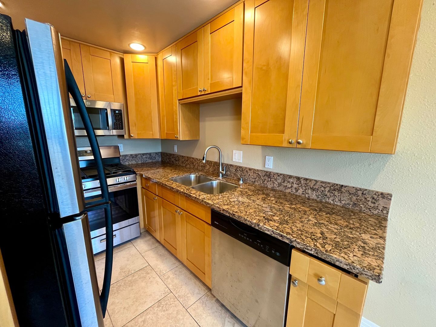2174 Montgomery Ave #A - Encinitas - California - 2 bed, 1 bath rental property