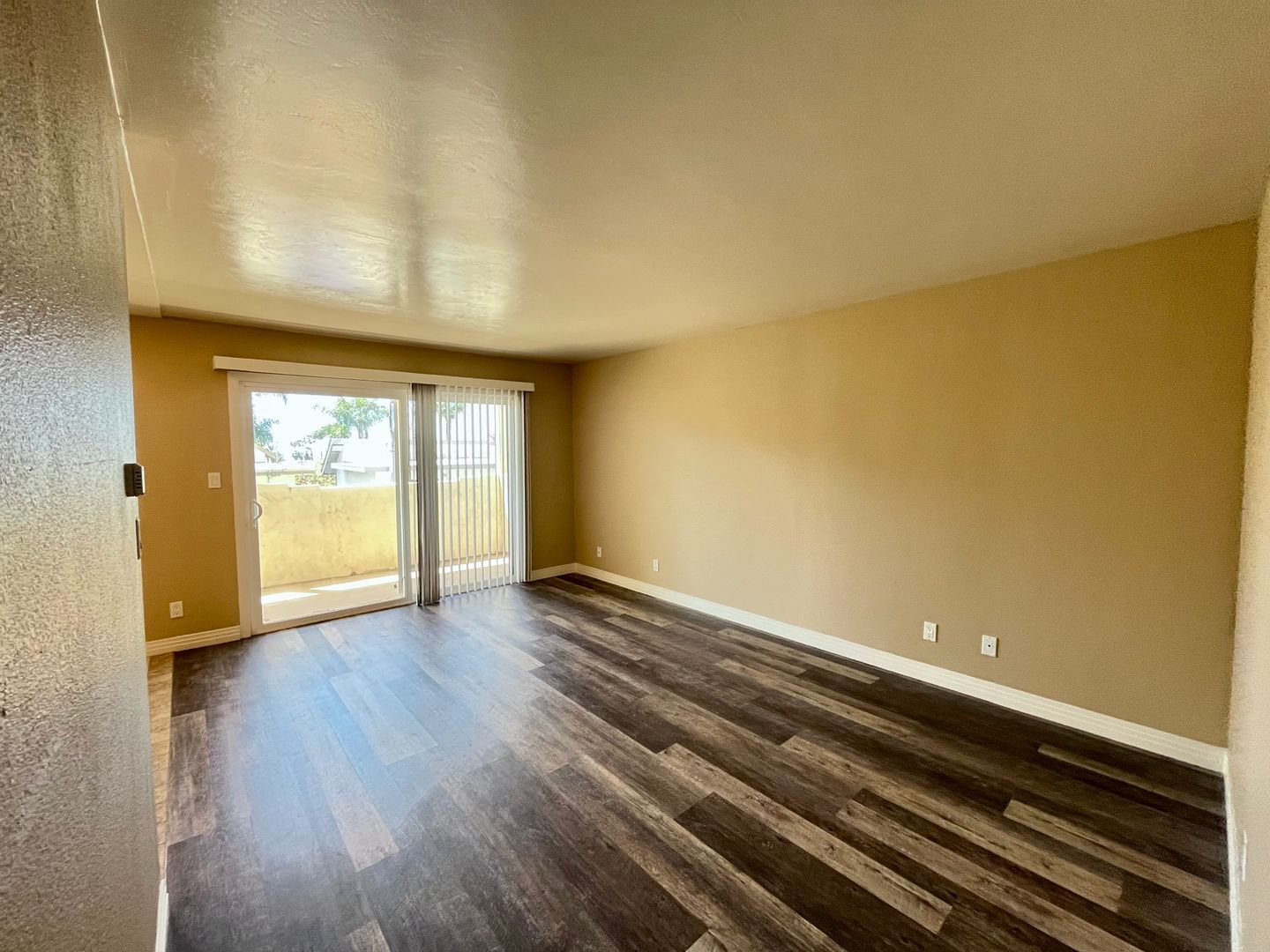 2174 Montgomery Ave #A - Encinitas - California - 2 bed, 1 bath rental property