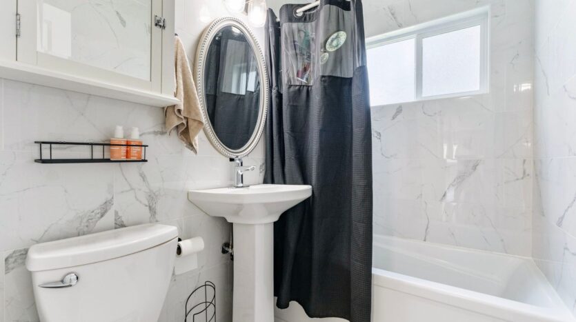 2237 SE 139th Ave  - Portland - Oregon - 3 bed, 2 bath rental property