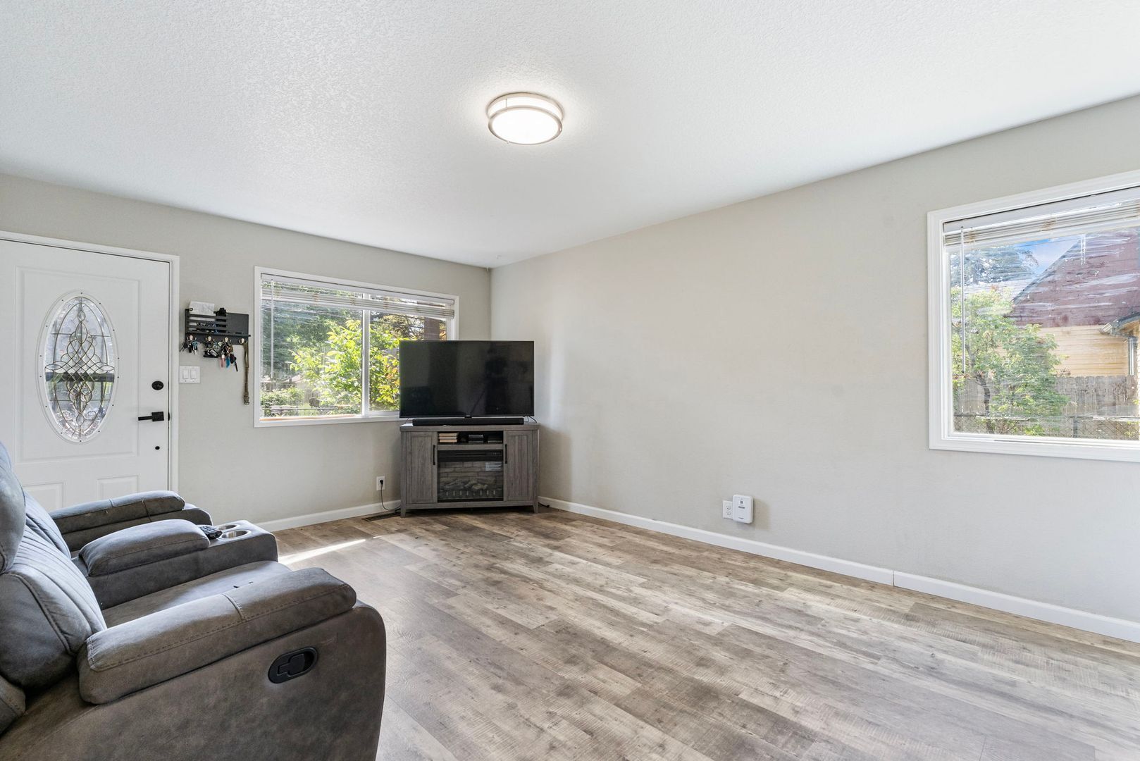2237 SE 139th Ave  - Portland - Oregon - 3 bed, 2 bath rental property